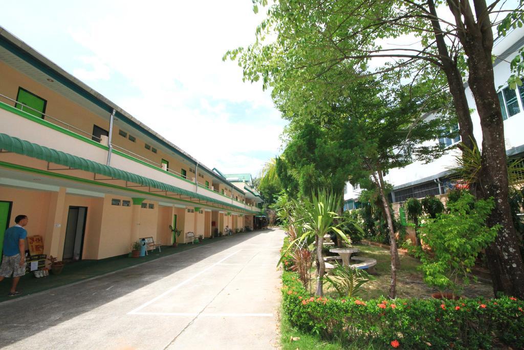 J.Holiday Inn Krabi Bagian luar foto
